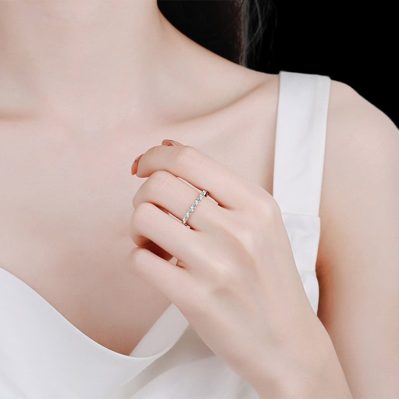 Water Ripple Moissanite Fashion Ring